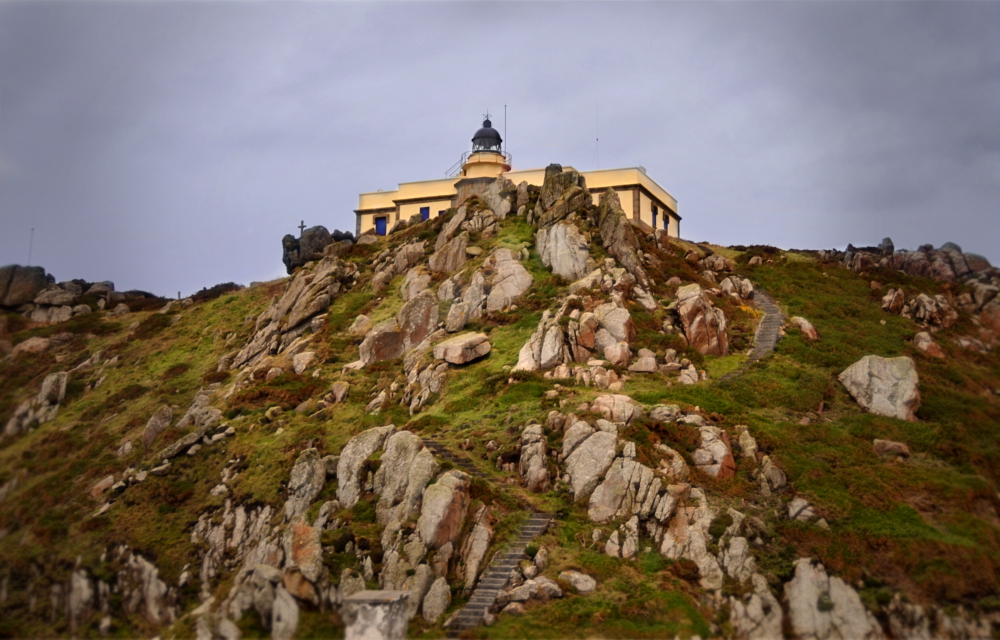 Fotografía del Faro en Cabo Prioriño. Galicia, España.